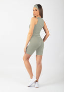 Serenita Shorts 8" (Stone)